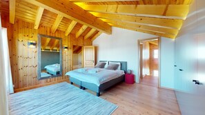 5 bedrooms, free WiFi, bed sheets