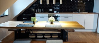 Modern 3-room apartment with a view of Regensburg