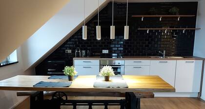 Modern 3-room apartment with a view of Regensburg