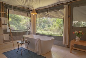Romantic Tent, 1 Bedroom, Fireplace | Bathroom | Shower, free toiletries, hair dryer, slippers - Olesamara Collection (Nanyuki)