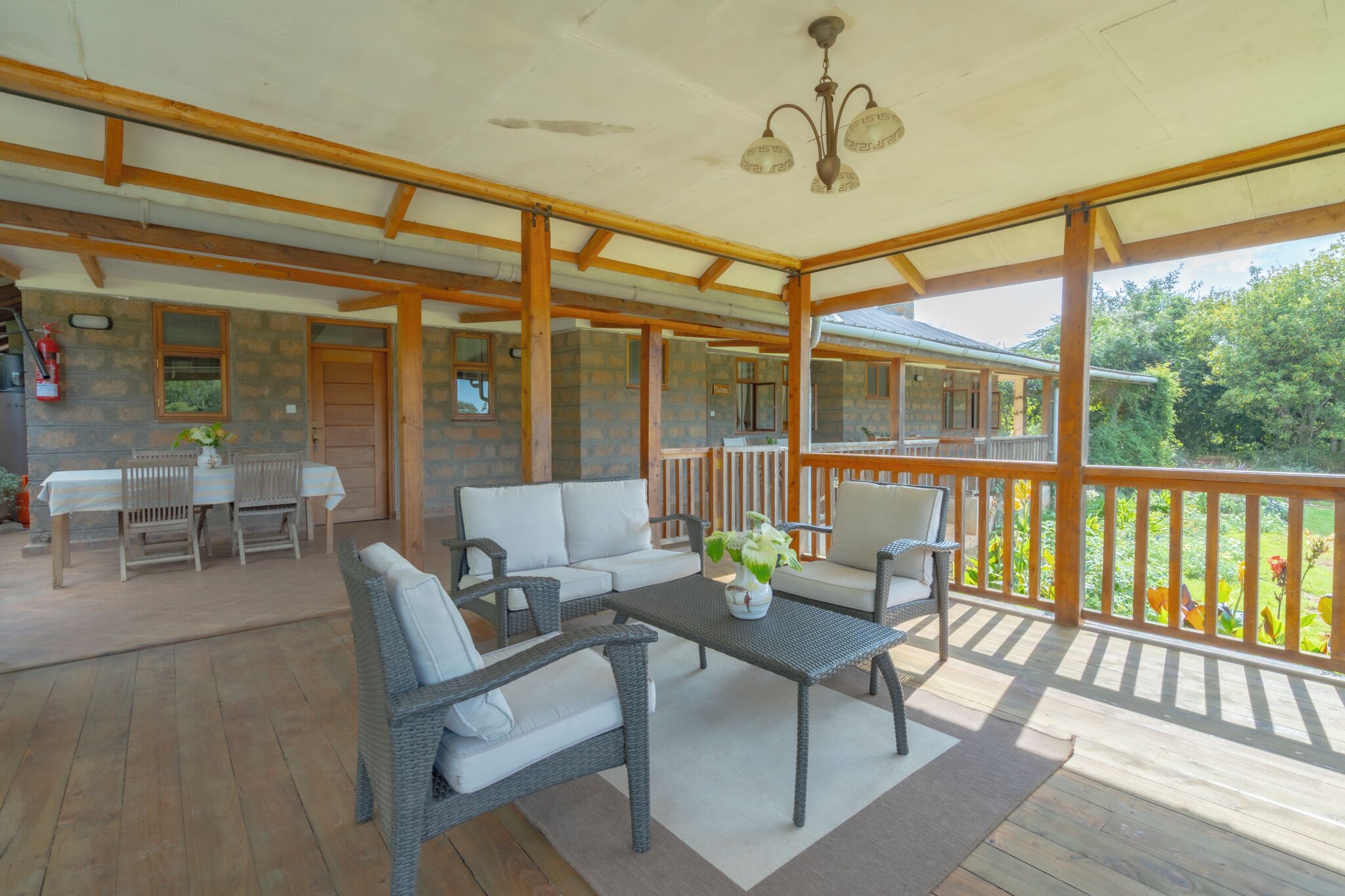 Self-catering Unit (Fuchsia) | Terrace/patio