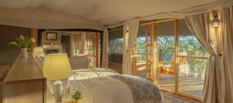 Olesamara Collection