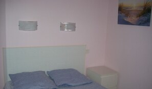 1 Schlafzimmer, Zimmersafe, Bügeleisen/Bügelbrett, Reisekinderbett