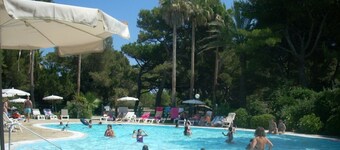 T2 climatisé dans parc arboré