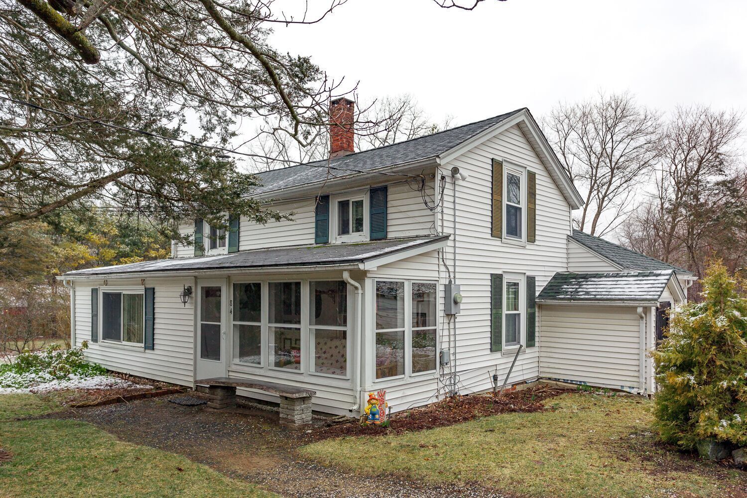 Cozy Little Cottage, a comfortable place to relax.
