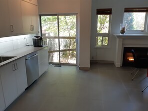 Interior -  "Zen-Out" Home (Mississauga)