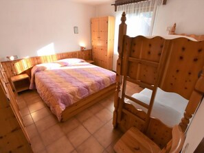1 bedroom