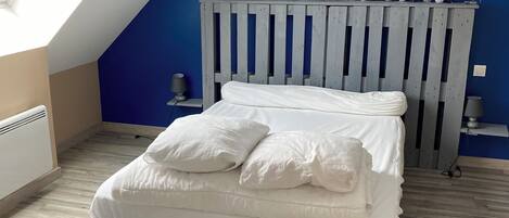 2 chambres, lit de bébé portatif, accÚs au Wi-Fi (inclus)