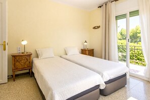 3 chambres, accès au Wi-Fi (inclus)