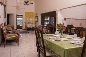Dining - Genie by the Seaside fully furnished 3 bedroom house with ocean views (Rio Nuevo)