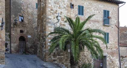 Borgo Buio Town House, house in the historic center
