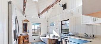 🌞New Listing!! Ocean View Retreat!🌞