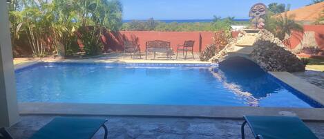 Piscina all'aperto