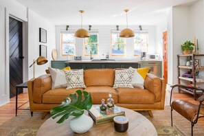 Téléviseur, bureau