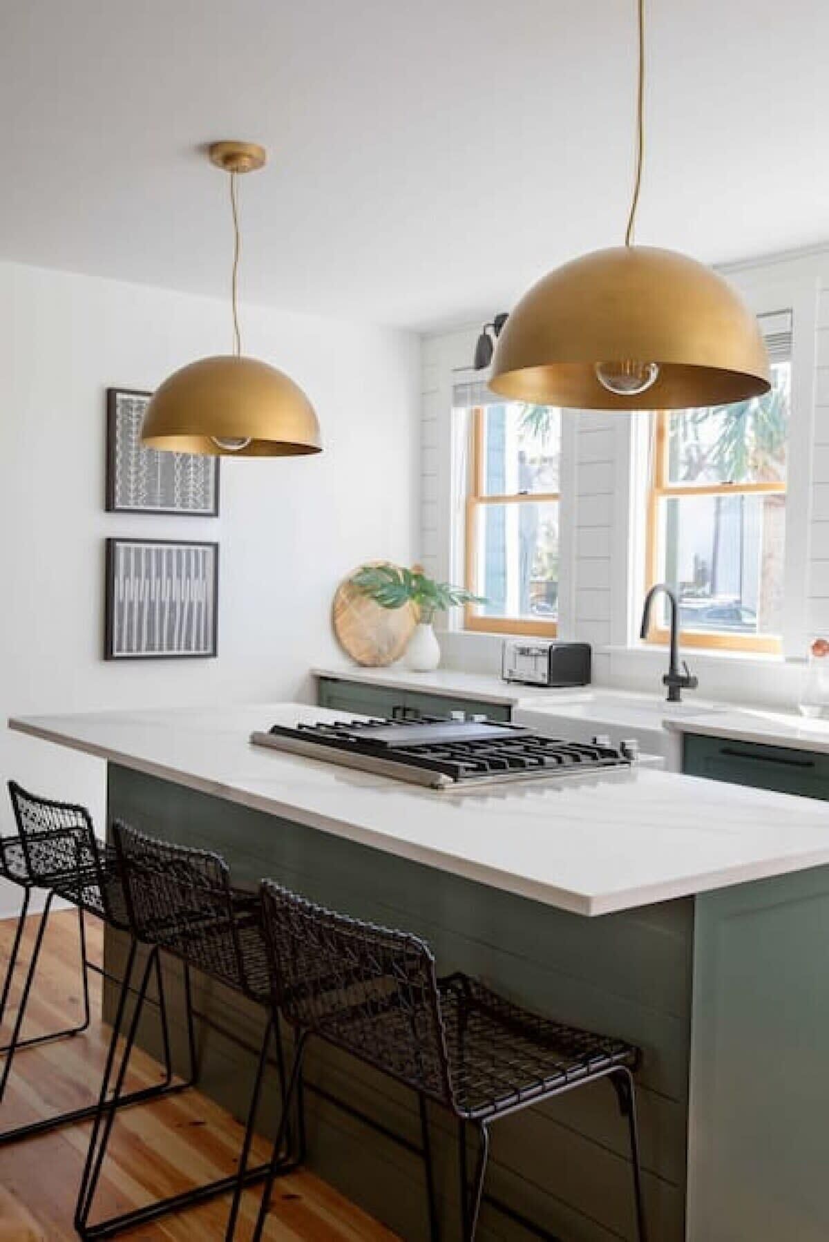 冰箱、微波炉、烤箱、炉灶