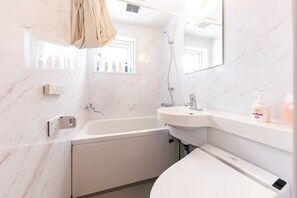 Free toiletries, hair dryer, towels