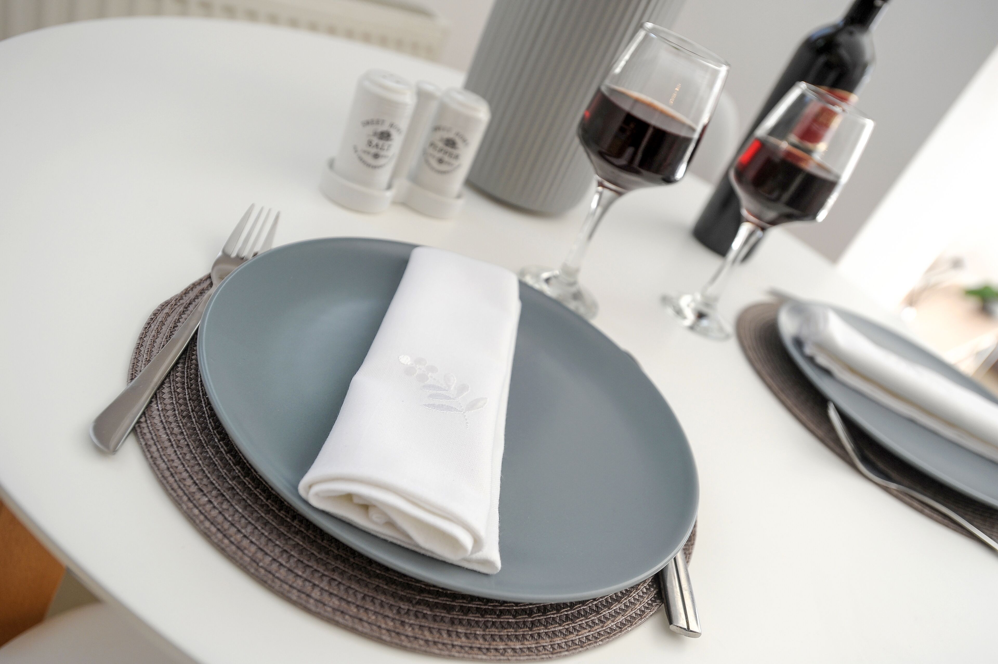 Zen & Geo's HOME brand new place!