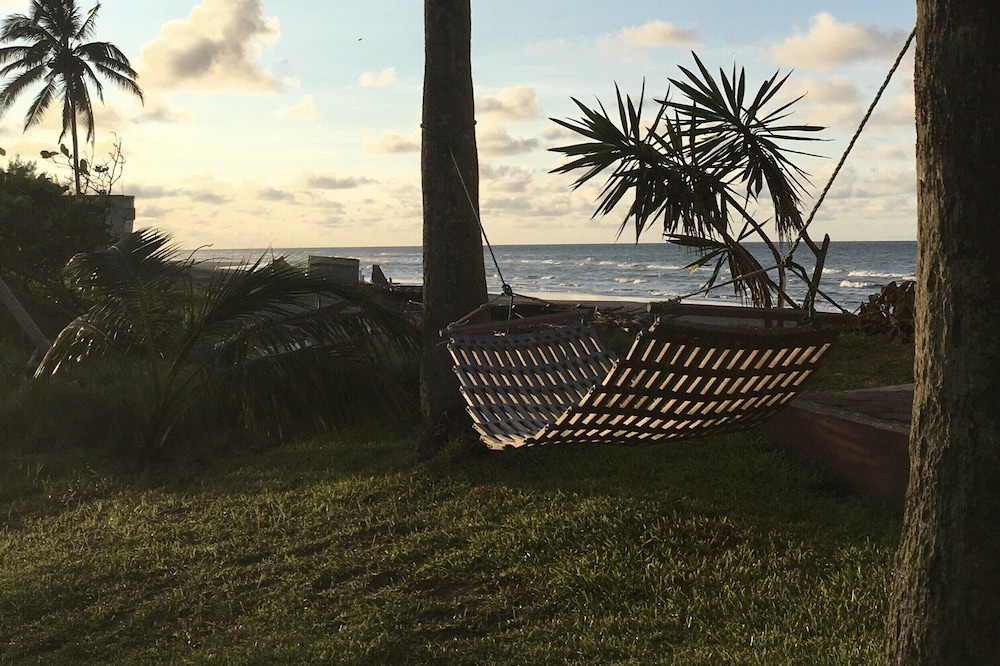 Vive más cerca del mar de lo que nunca has estado. Al menos por una noche!