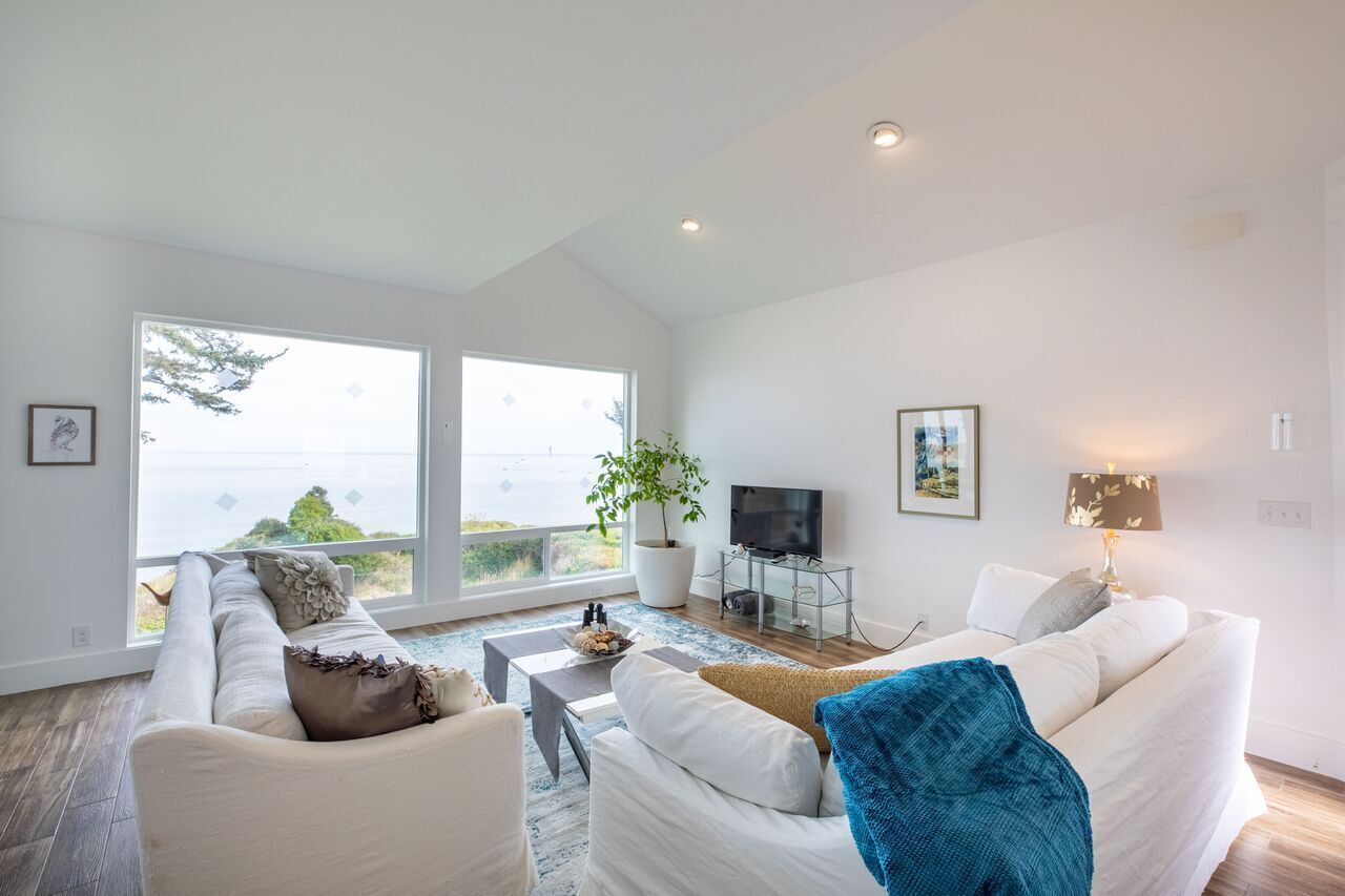 Televisor intel·ligent, videojocs, reproductor de DVD i joguines 