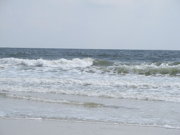 Perto da praia, espreguiçadeiras 