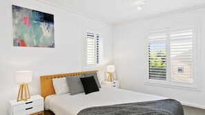 3 bedrooms, Internet, bed sheets - Apartment 28 Pacific Apartments (Lorne)