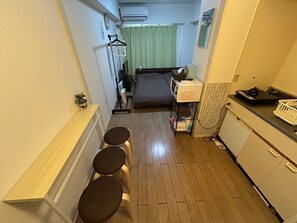1 bedroom, desk, iron/ironing board, free WiFi
