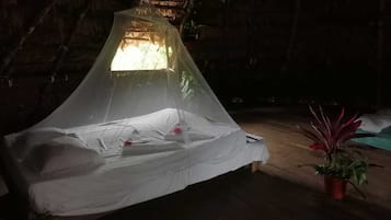 行政雙人房 | 床單