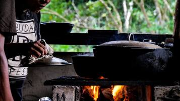 Breakfast, lunch, dinner served; local cuisine