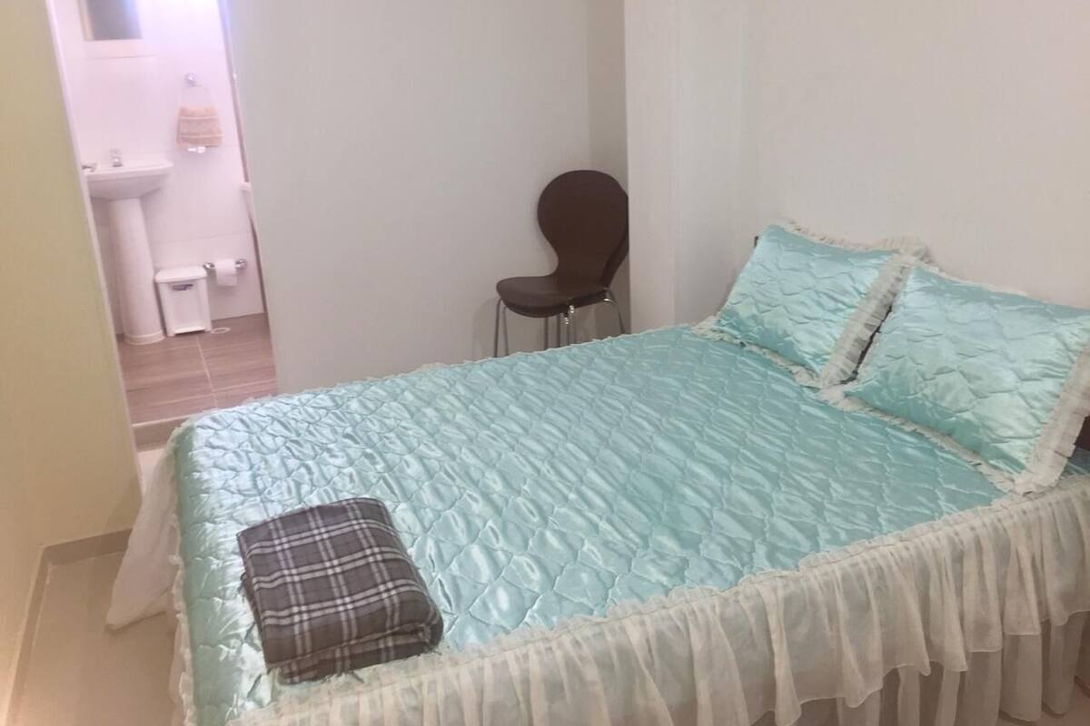Blackout curtains, free WiFi, bed sheets