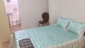 3 bedrooms, blackout curtains, free WiFi, bed sheets