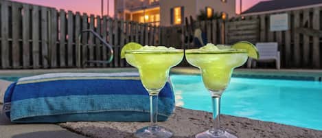 室外泳池、暖水池