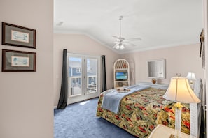 5 bedrooms, iron/ironing board, WiFi - 'BIKINI BOTTOM' OCEANSIDE OF BLVD, GREAT VIEWS,POOL, 5 Bedroom, 5 Bathrooms (Surfside Beach)