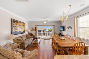 Televisión de pantalla plana y reproductor de DVD 