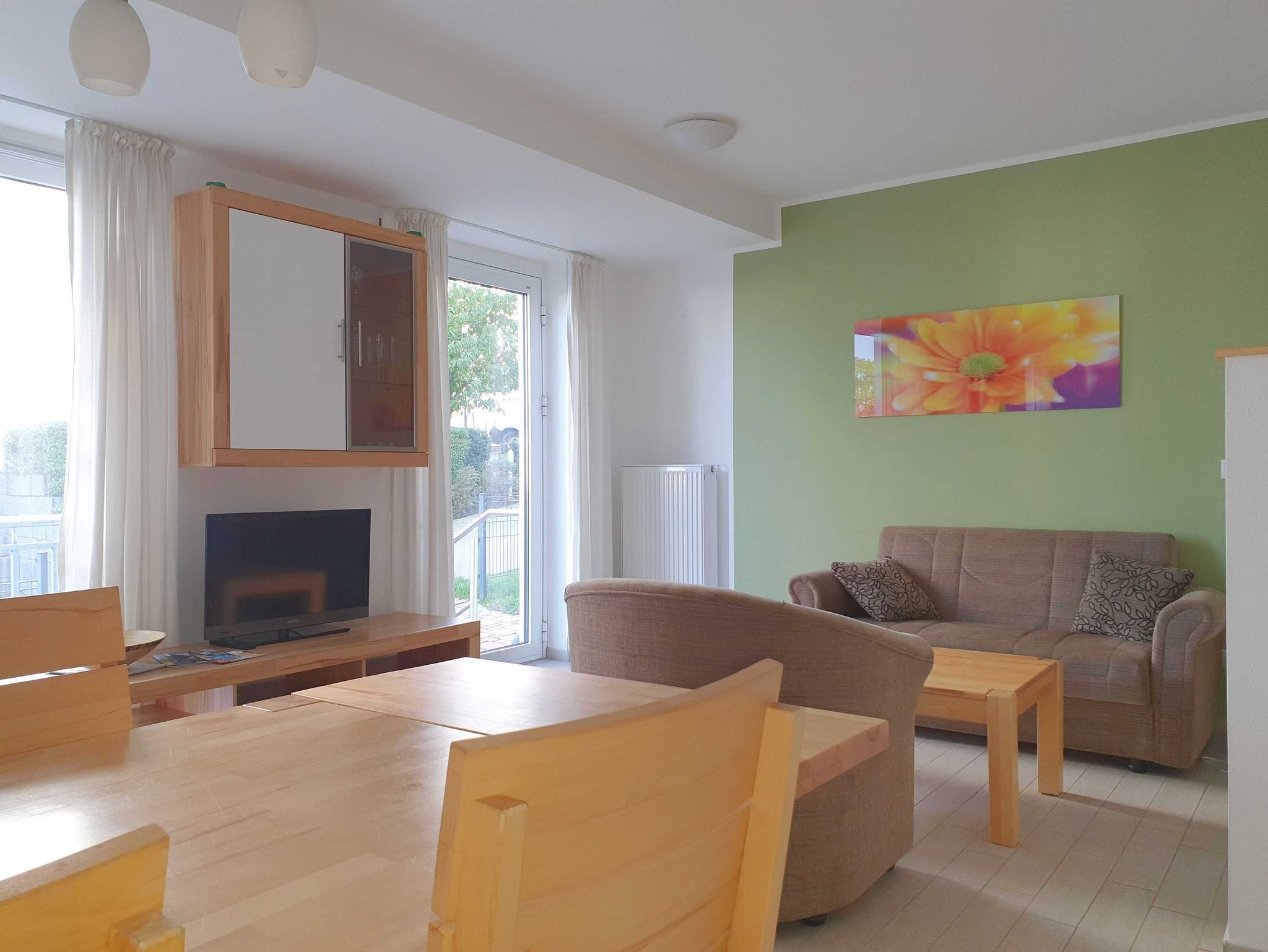 02: 70m², 3-room, 4 pers. + Toddler, Sitzmögl. outside - house Ischia