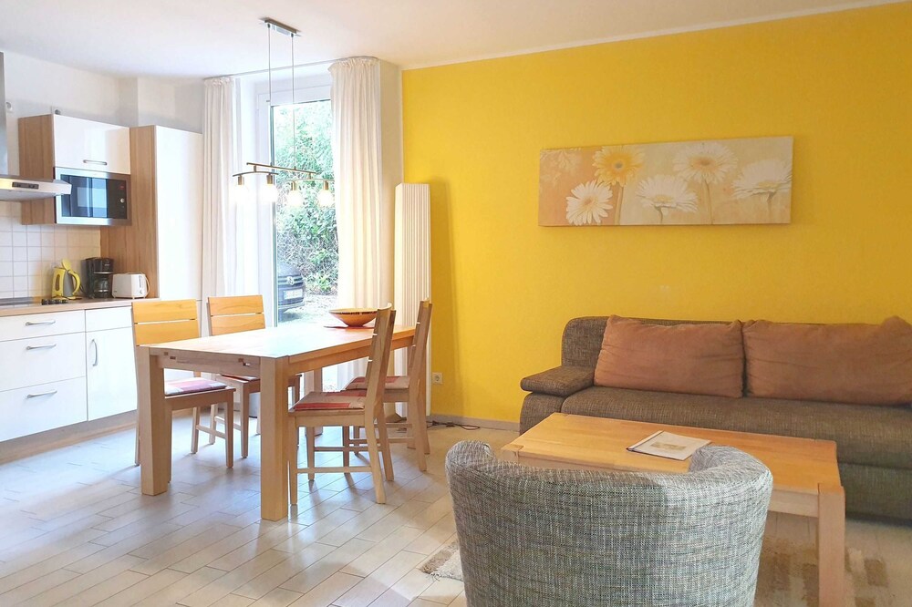04: 46m², 2-room, 3 pers. + Toddler, Sitzmögl. outside - house Ischia