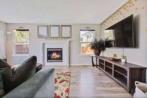TV, fireplace, offices - Upscale House for 17 with Firepit & Lovely Yard (Star)