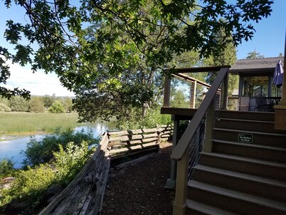  Cassel, Ca. on Hat Creek. Close/Baum Lake, Burney, Mt. Shasta/Lassen 3 nite min