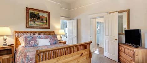 2 Schlafzimmer, Bügeleisen/Bügelbrett, kostenloses WLAN