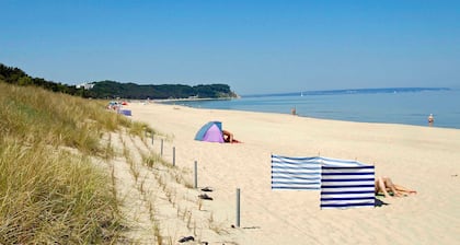 Bernstein Reetdachhaus Ruhe traumhafter Seeblick - Bernstein Reetdachhaus Ruhe