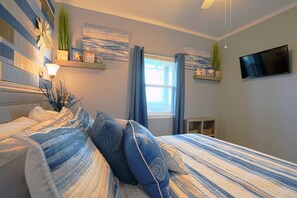 2 bedrooms, free WiFi, bed sheets - ☀️ NEW! Surfside Retreat w/ Beach View / Sleeps 8 !! Fun In The SUN !!! 🌊 (Freeport)