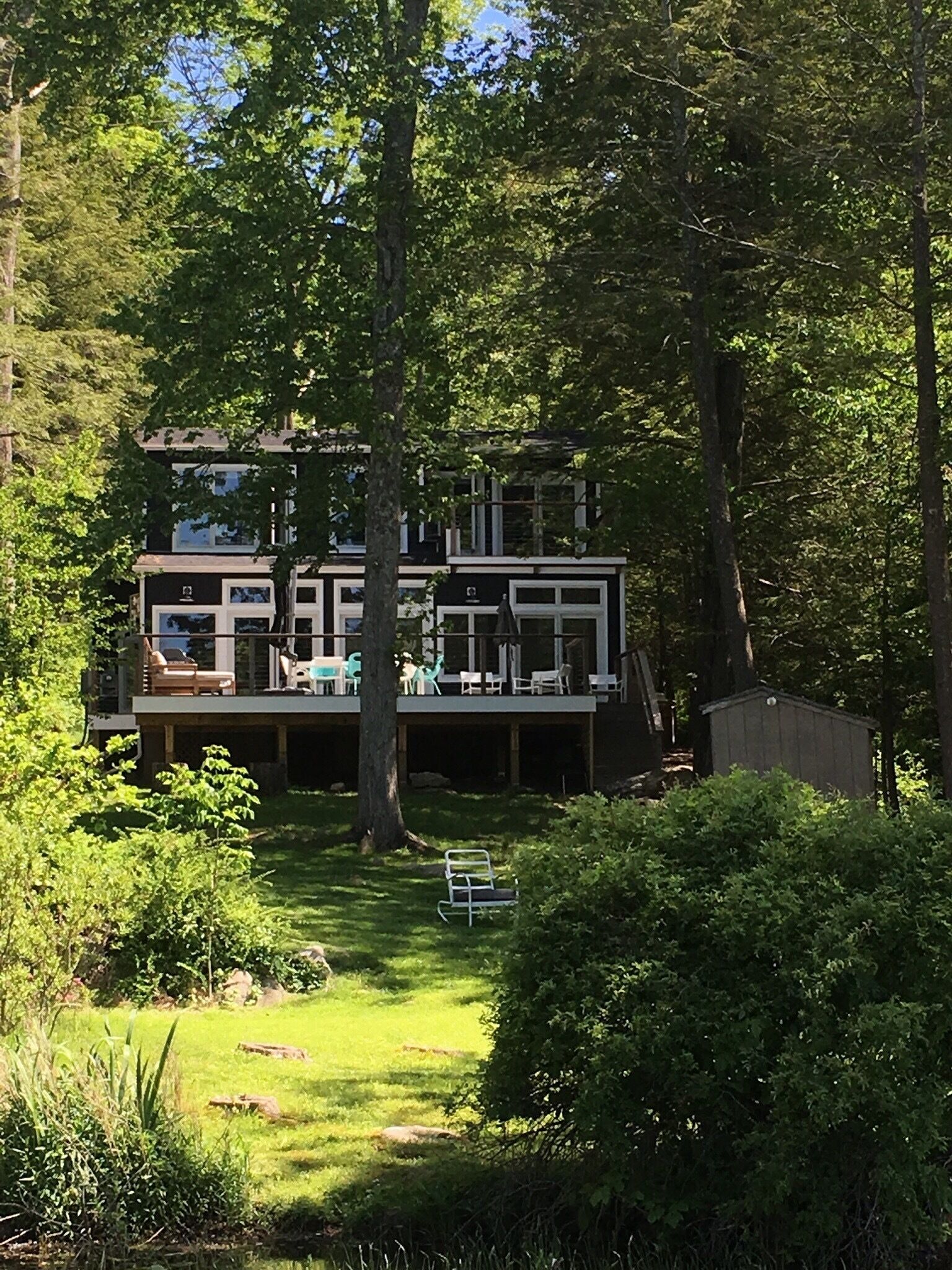 Lakefront/nature retreat, 50 miles from NYC, close to Le Chateau (South Salem