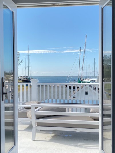 The Crows Nest. <br>Sunsets at the Harbor. Enjoy bird’s eye view. Unique location!