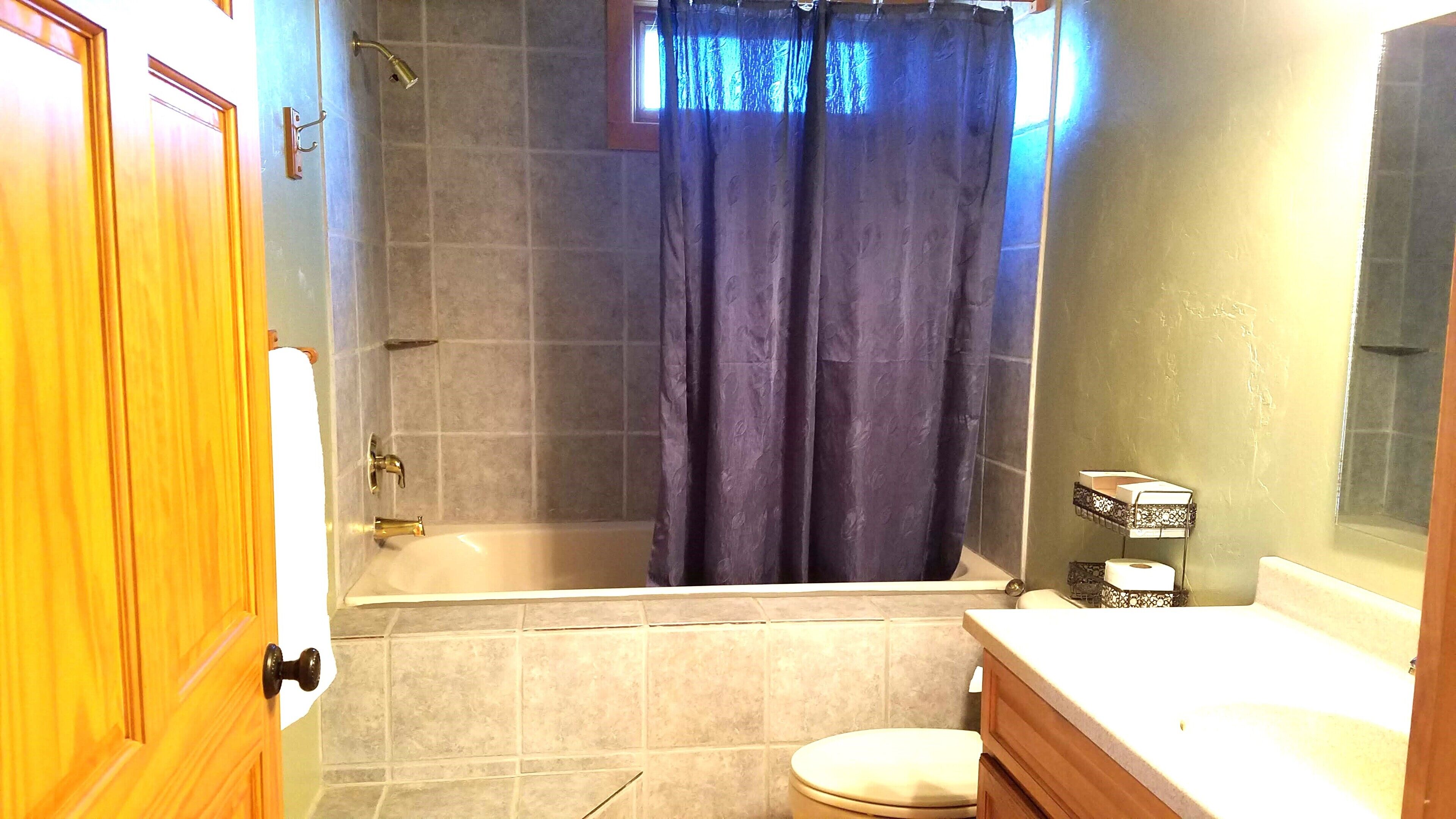 Charming Deluxe Mountain Cabin. Ski/Summer Adventures!  7 mi. to Grand Targhee!