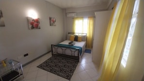 3 bedrooms, iron/ironing board, free WiFi, bed sheets - Awesome Homes - 2 Monier Terrace (Gros Islet)