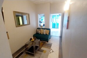 TV - Awesome Homes - 2 Monier Terrace (Gros Islet)