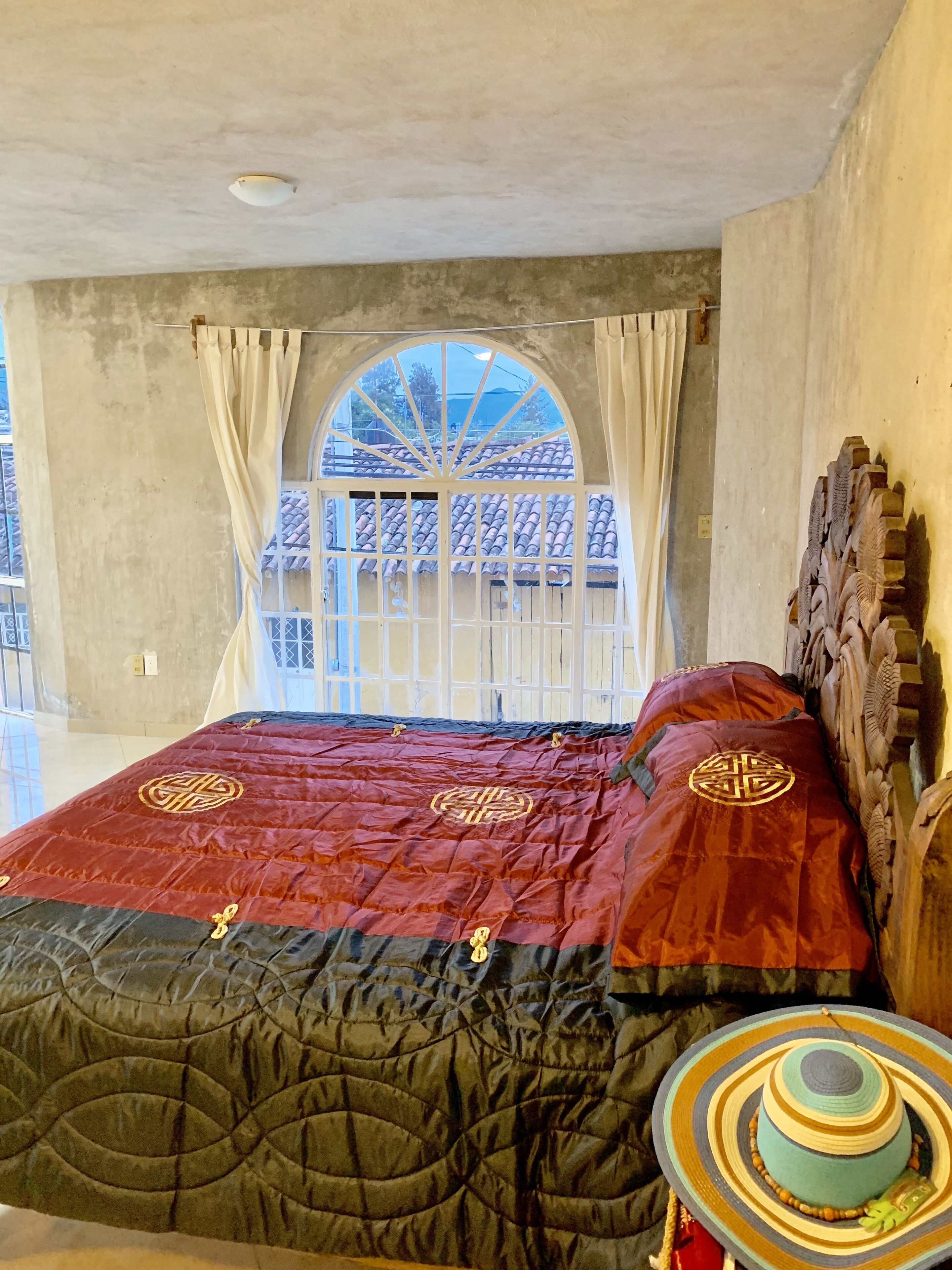 Tradicional Rústico Town! 5 min to a National Beutiful Lake, Mineral Water and Forest! Lago de Camecuaro and 10 to City of Zamora were you find the 2nd National Catedral