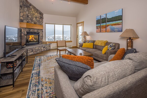 تلفزيون، مدفأة