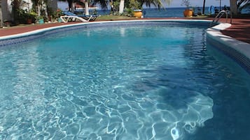 Piscina externa