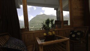 Room - Hotel Valley Of Gods (Manali)