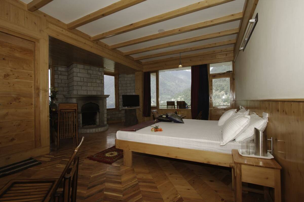 Royal Suite | 1 bedroom, bed sheets